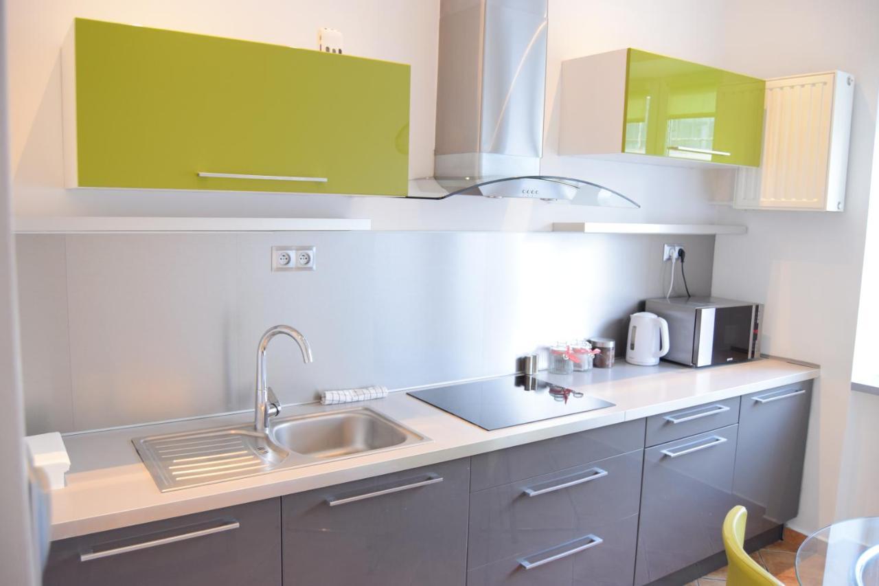 Be My Guest - Krucza Elegant Apartment - Rondo De Gaulle'A Center Of Warsaw Metro Wi-Fi Breakfast Экстерьер фото