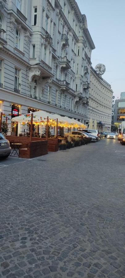 Be My Guest - Krucza Elegant Apartment - Rondo De Gaulle'A Center Of Warsaw Metro Wi-Fi Breakfast Экстерьер фото