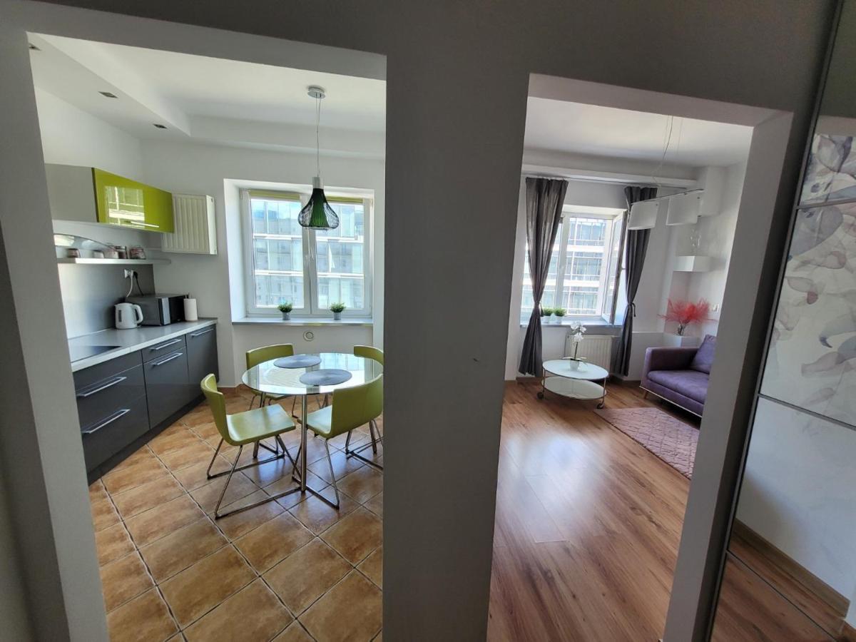 Be My Guest - Krucza Elegant Apartment - Rondo De Gaulle'A Center Of Warsaw Metro Wi-Fi Breakfast Экстерьер фото