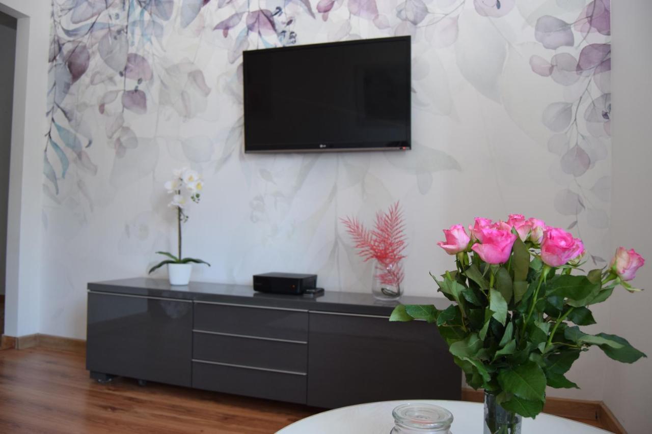 Be My Guest - Krucza Elegant Apartment - Rondo De Gaulle'A Center Of Warsaw Metro Wi-Fi Breakfast Экстерьер фото