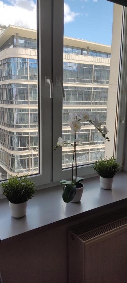 Be My Guest - Krucza Elegant Apartment - Rondo De Gaulle'A Center Of Warsaw Metro Wi-Fi Breakfast Экстерьер фото