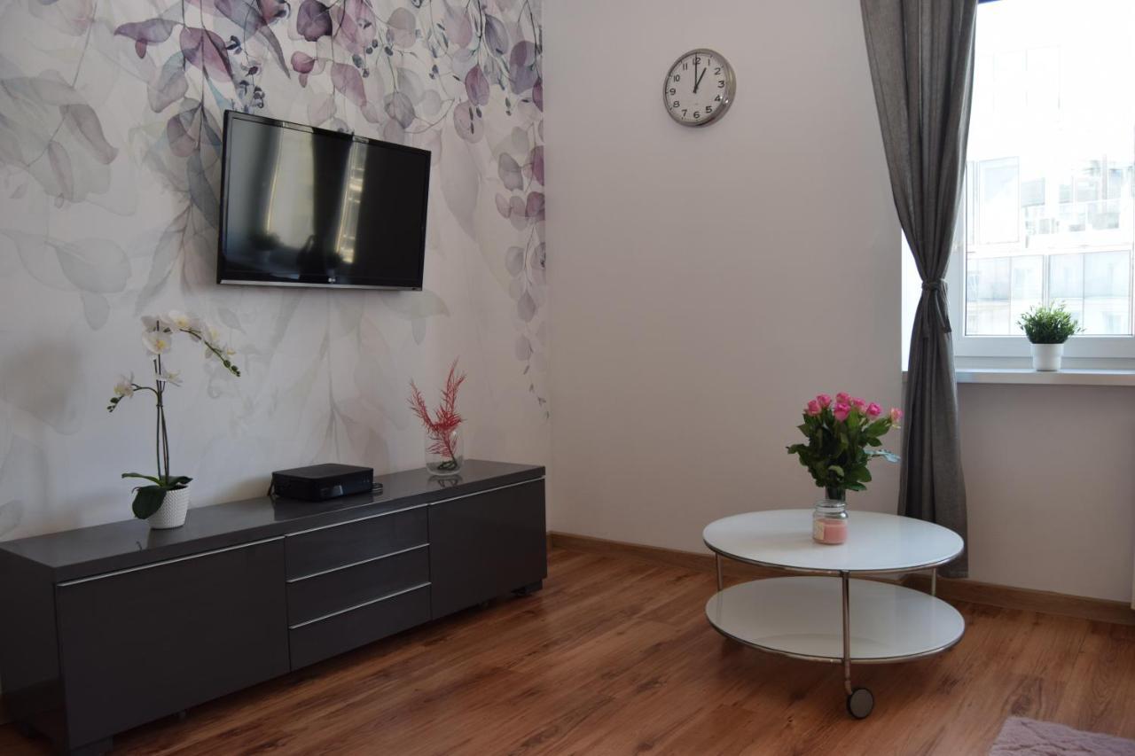 Be My Guest - Krucza Elegant Apartment - Rondo De Gaulle'A Center Of Warsaw Metro Wi-Fi Breakfast Экстерьер фото